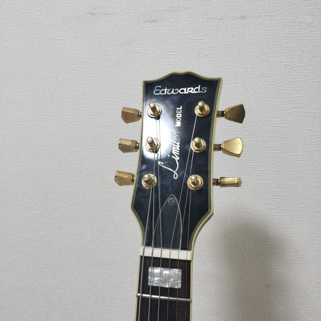 エドワーズ　アンプ内蔵レスポール　ブラック　ESP