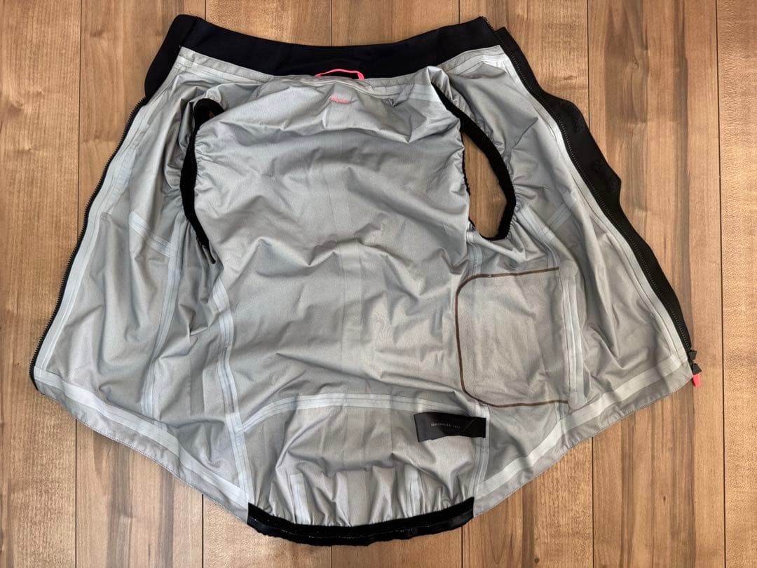 【最終値下げ】Rapha レインジレ サイクルベスト　S レディース