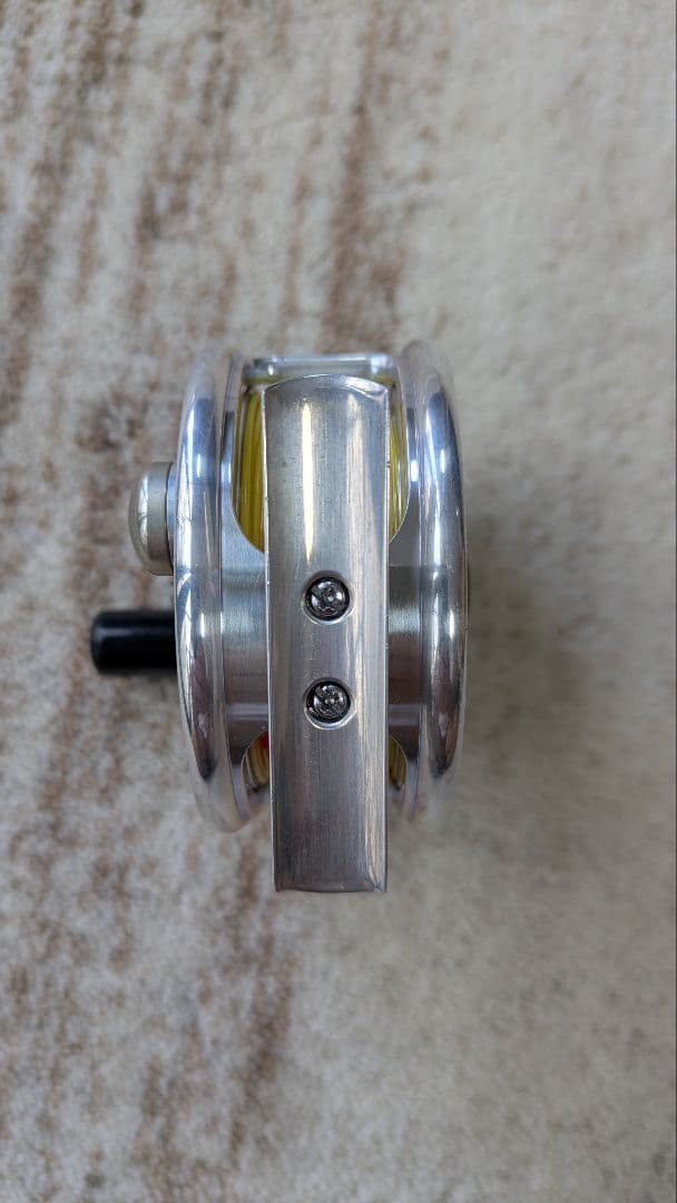 値下げ　アルティメイト091フライリール ケース付き