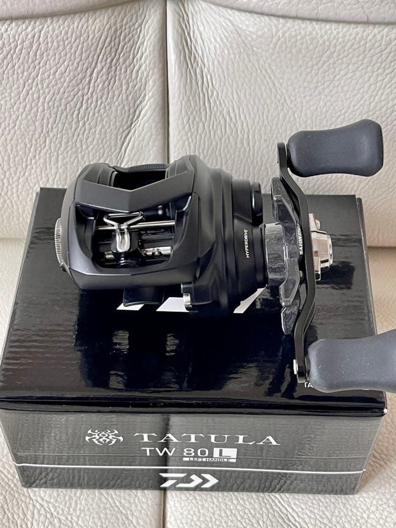 【廃盤新品未使用】ダイワ 22タトゥーラTW80L 漆黒180g軽量ザイオン