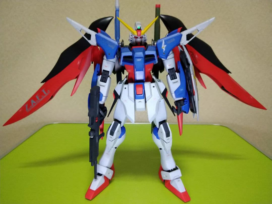 【オマケ付 全塗装済完成品】 MGストライクフリーダム デスティニー