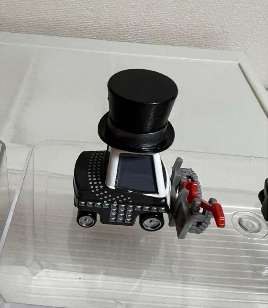 カーズ、ミニカー（マテル）ヘビメタマックイン