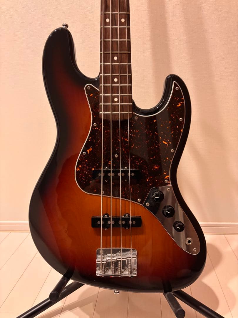 富士弦ネオクラシックジャズベース2015年製上位モデル　サンバースト