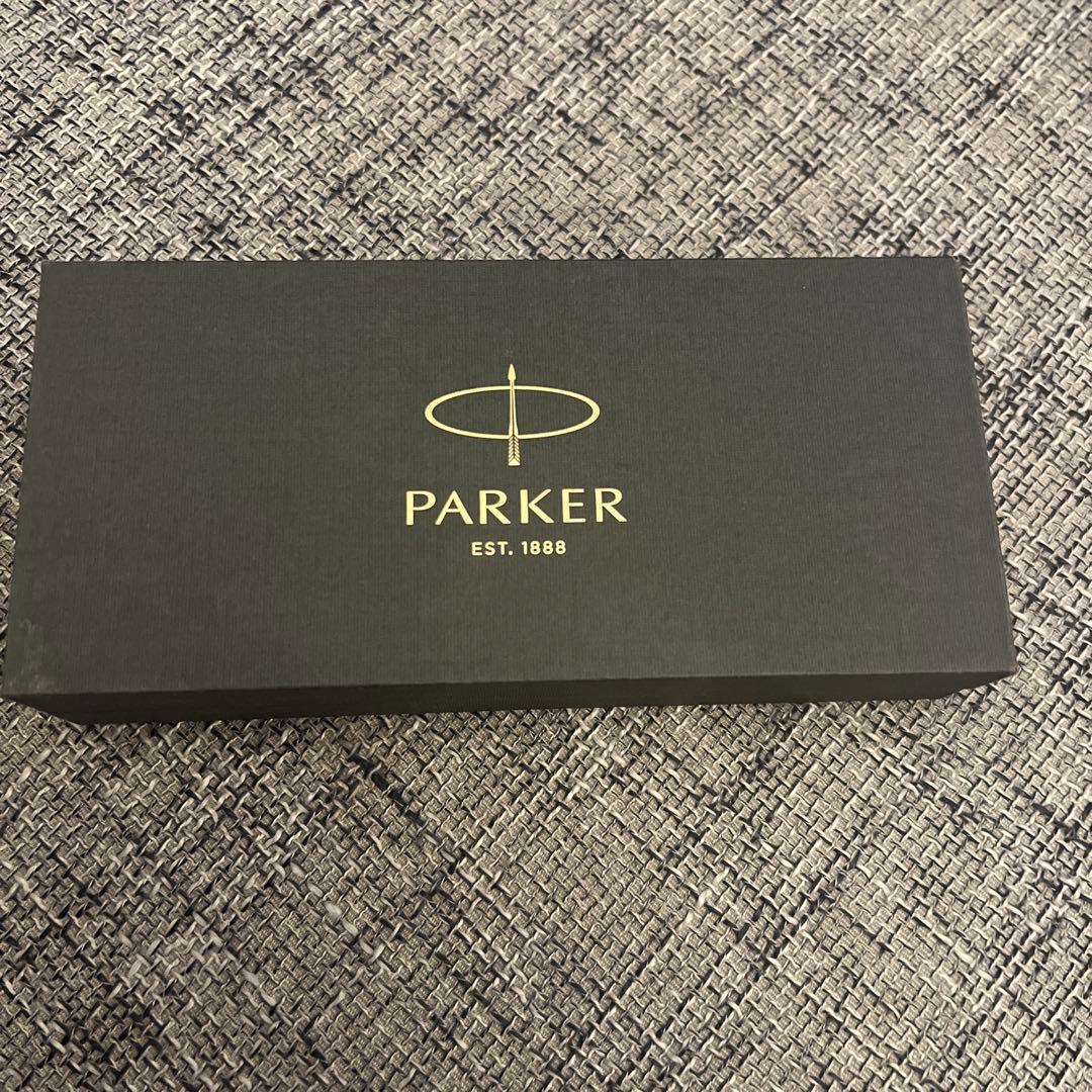 大*来様 Parker ボールペン シルバー・ゴールド