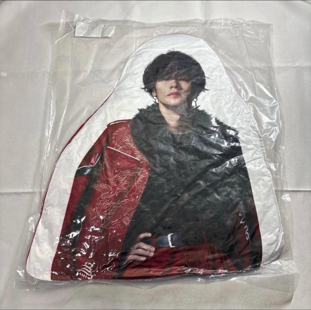 川村壱馬　　ダイカットクッション　bot BIGアクスタ