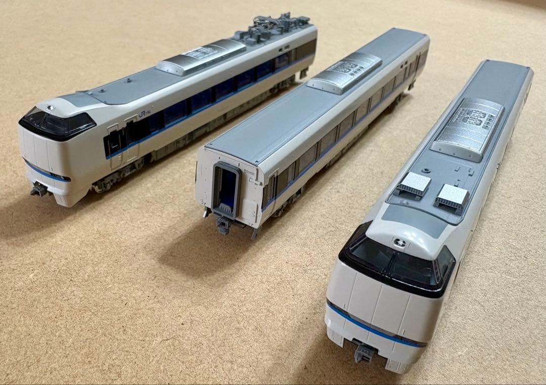 683系「サンダーバード」(リニューアル車)基本セット4両+ 増結編成3両