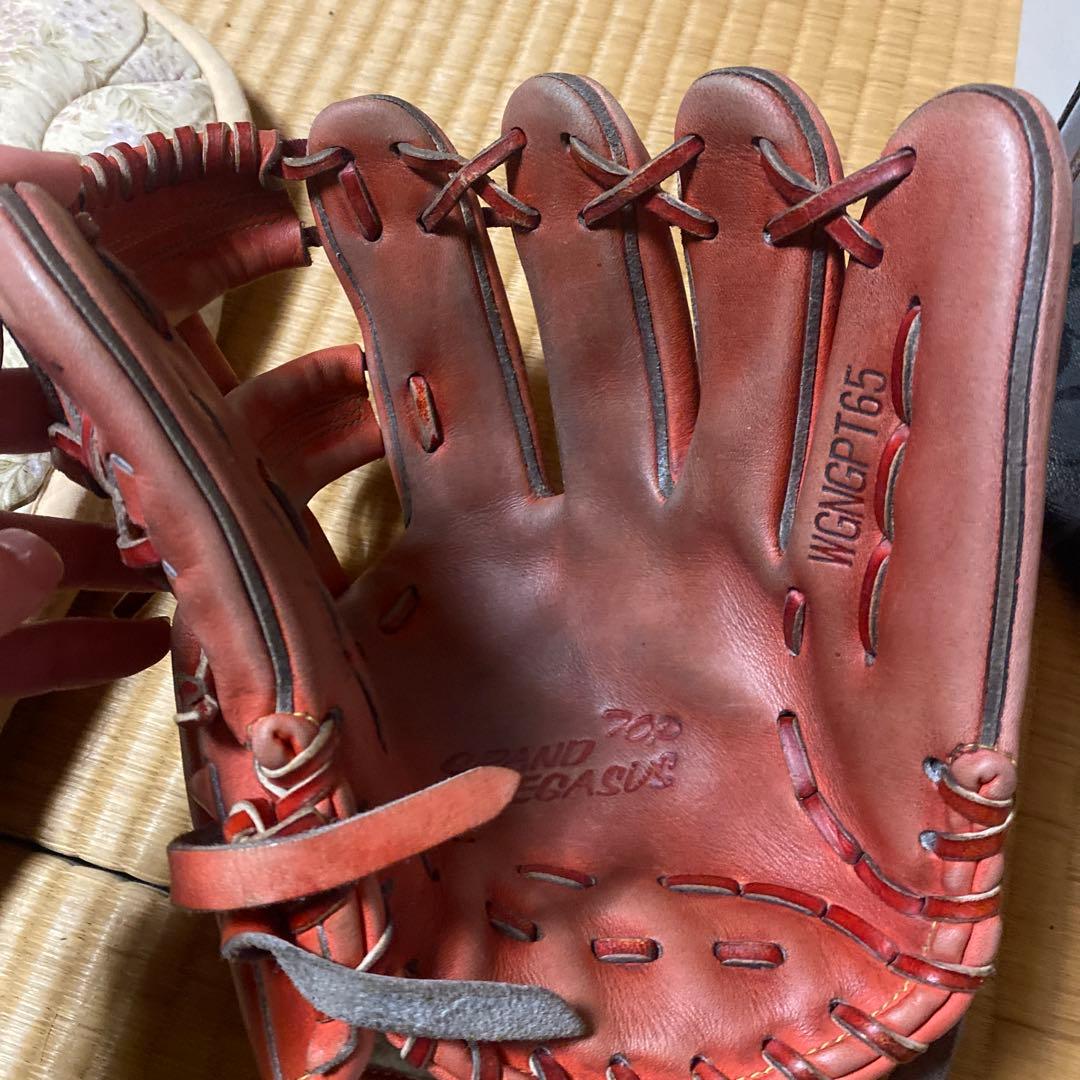 WGN CPT 65 軟式硬式兼用グローブ 赤色 漢字ロゴ