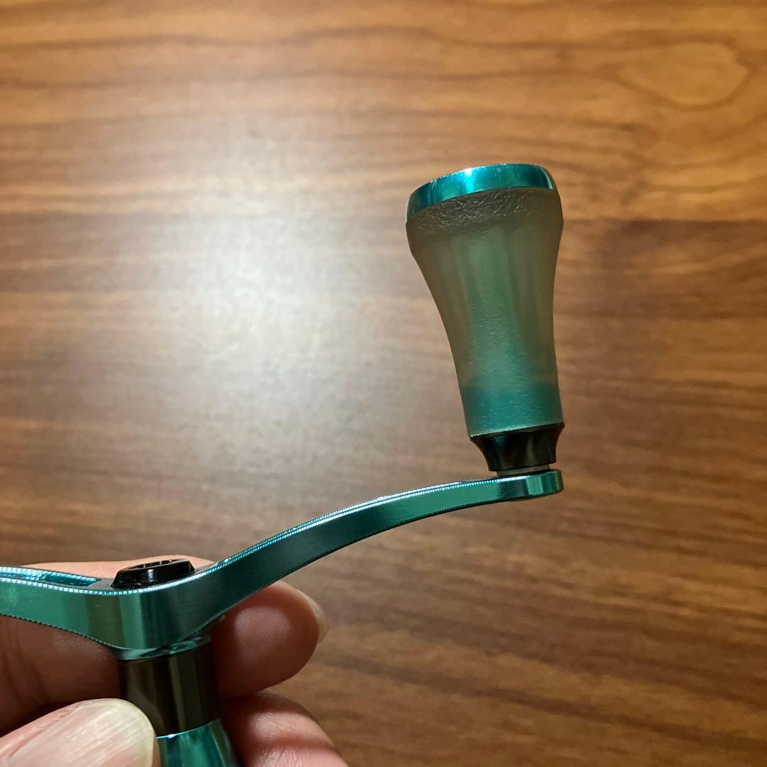 美品　ゴメクサス　エメラルダスカラー　ダブルハンドル　ダイワ専用スタンド