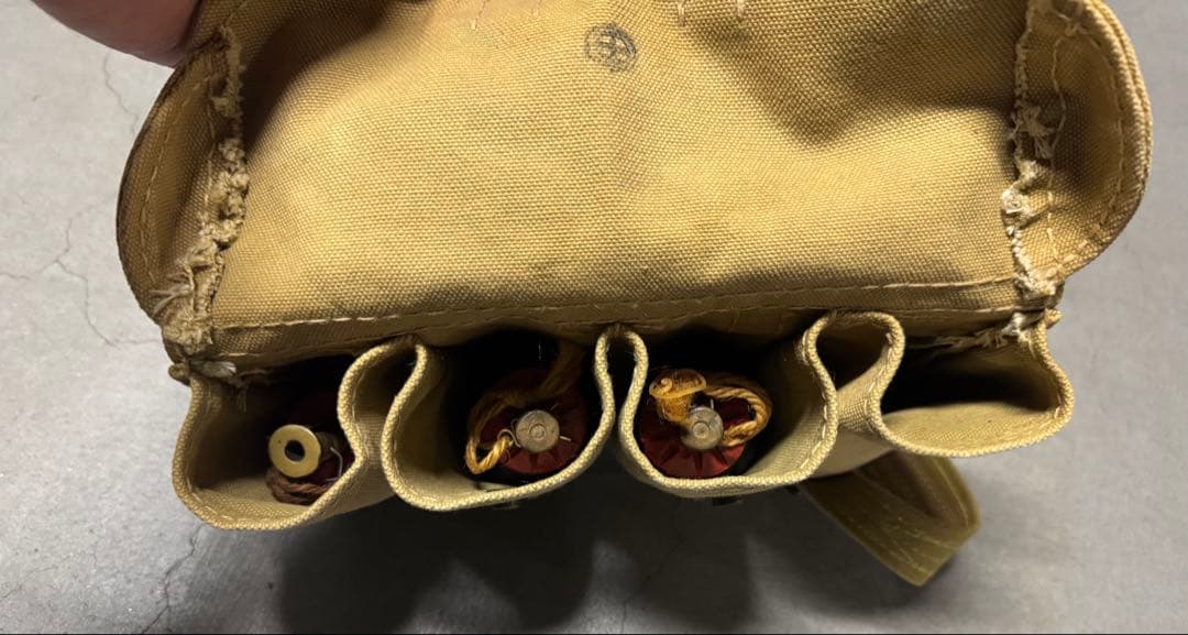 最終値下げ 絶版超貴重 日本軍陸軍 中田商店 八九式重擲弾筒 弾嚢 N-382