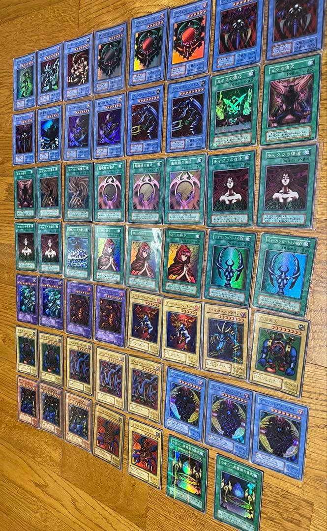 【引退品!!!】遊戯王カード 初期 2期 など 大量まとめ売り 300枚以上