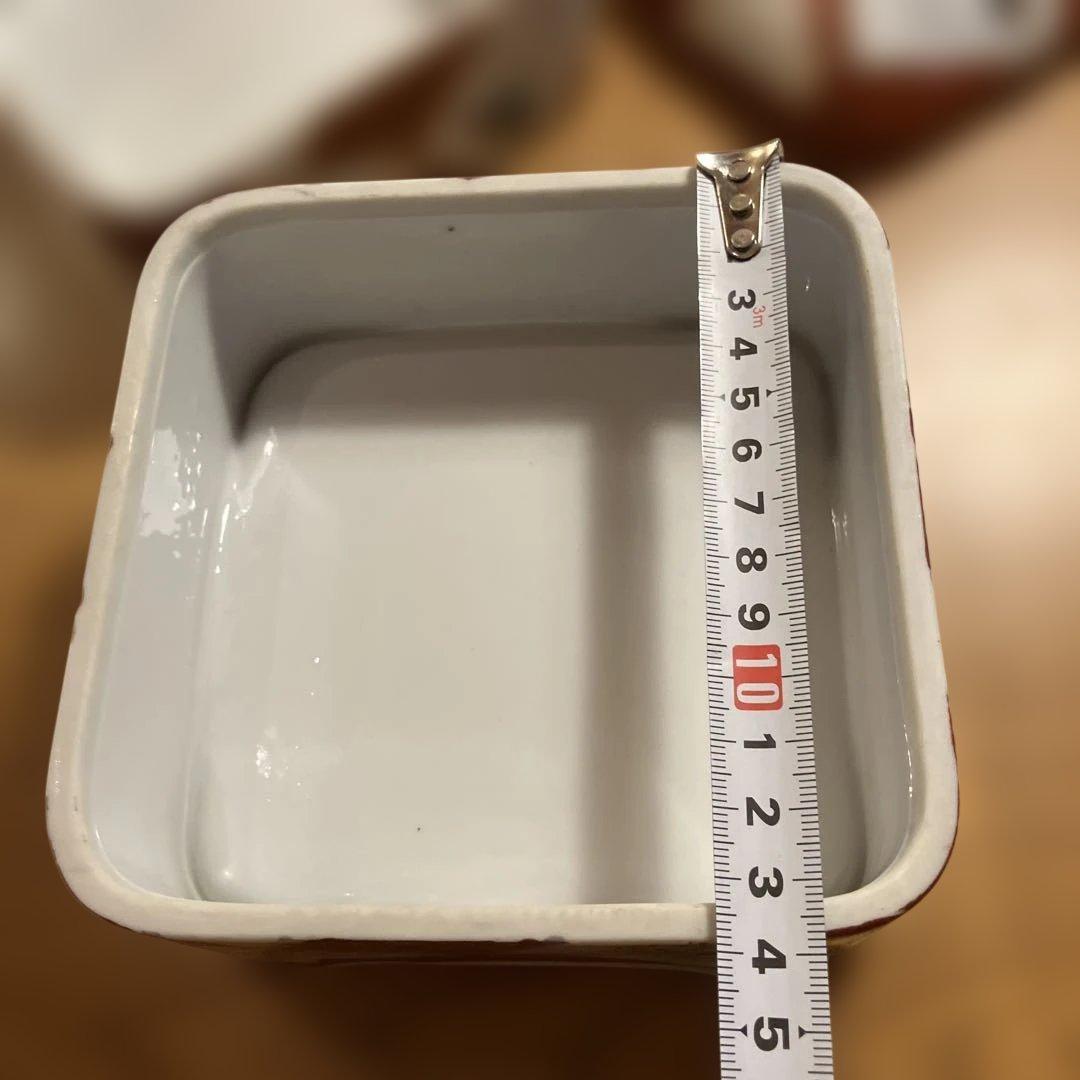 時代物　九谷焼　金襴手　百人一首カルタ紋様４段重箱