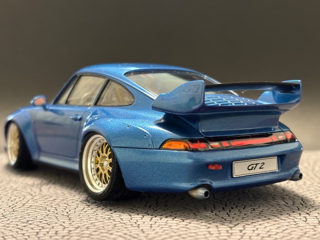 タミヤ ポルシェ911 GT2 1/24 プラモデル 完成品