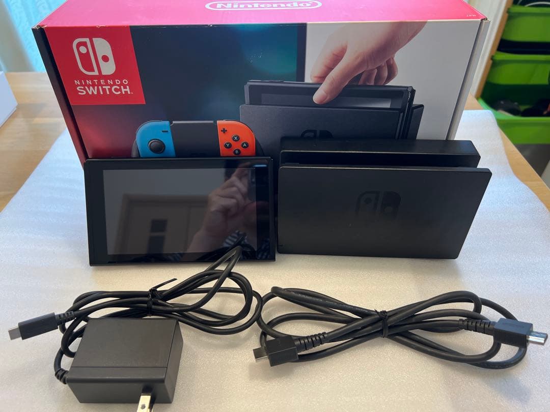 Nintendo Switch本体