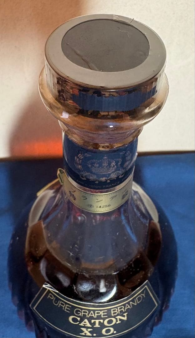CATON X.O. ブランデー 木箱入り