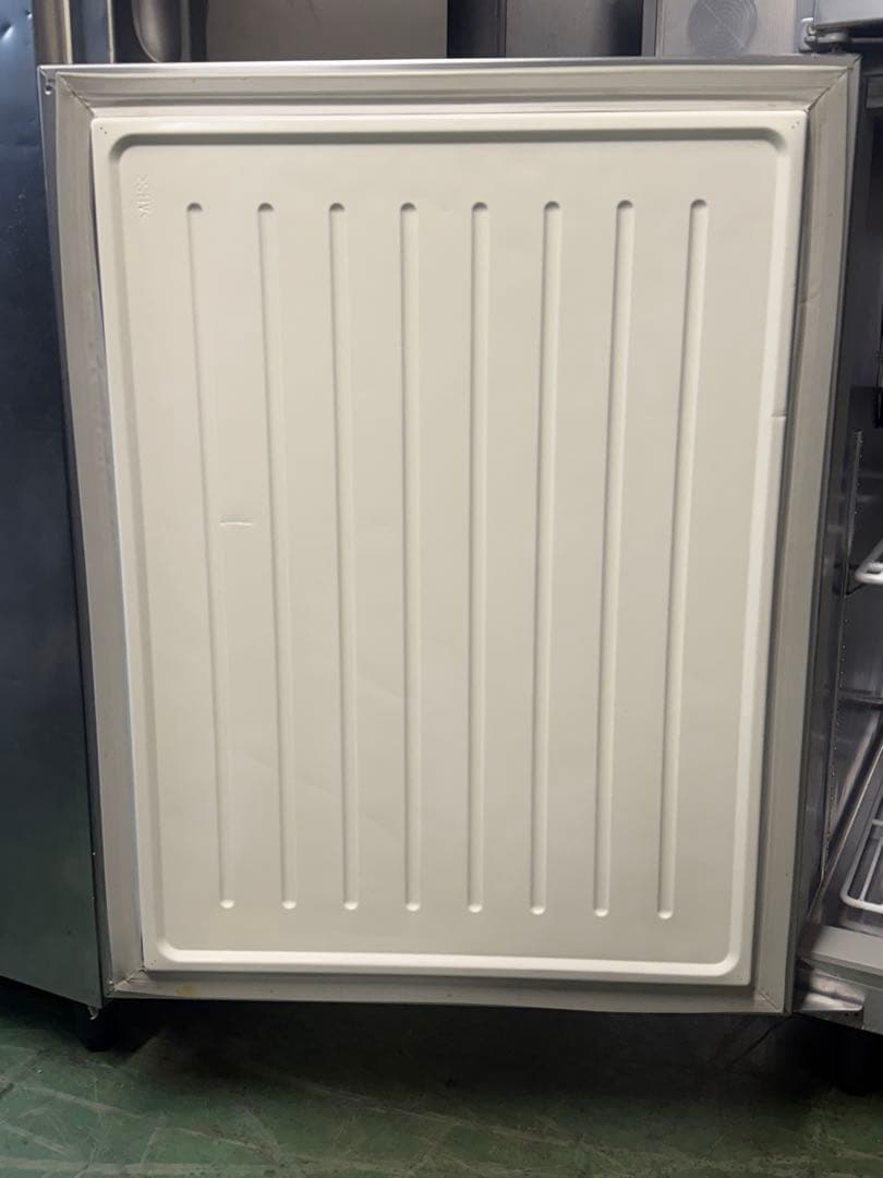 2010年 SANYO縦型冷凍冷蔵庫 620x800x1940