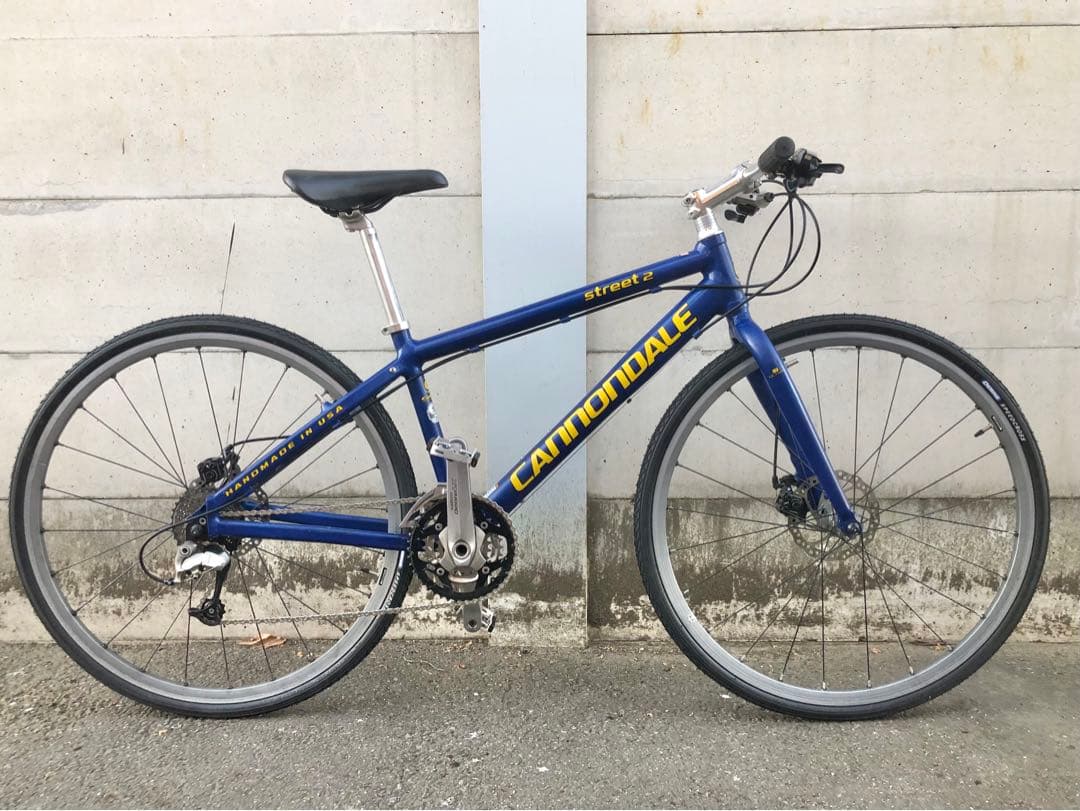 【カスタム極美品】キャノンデール　ストリート2 27速　クロスバイク　CT380