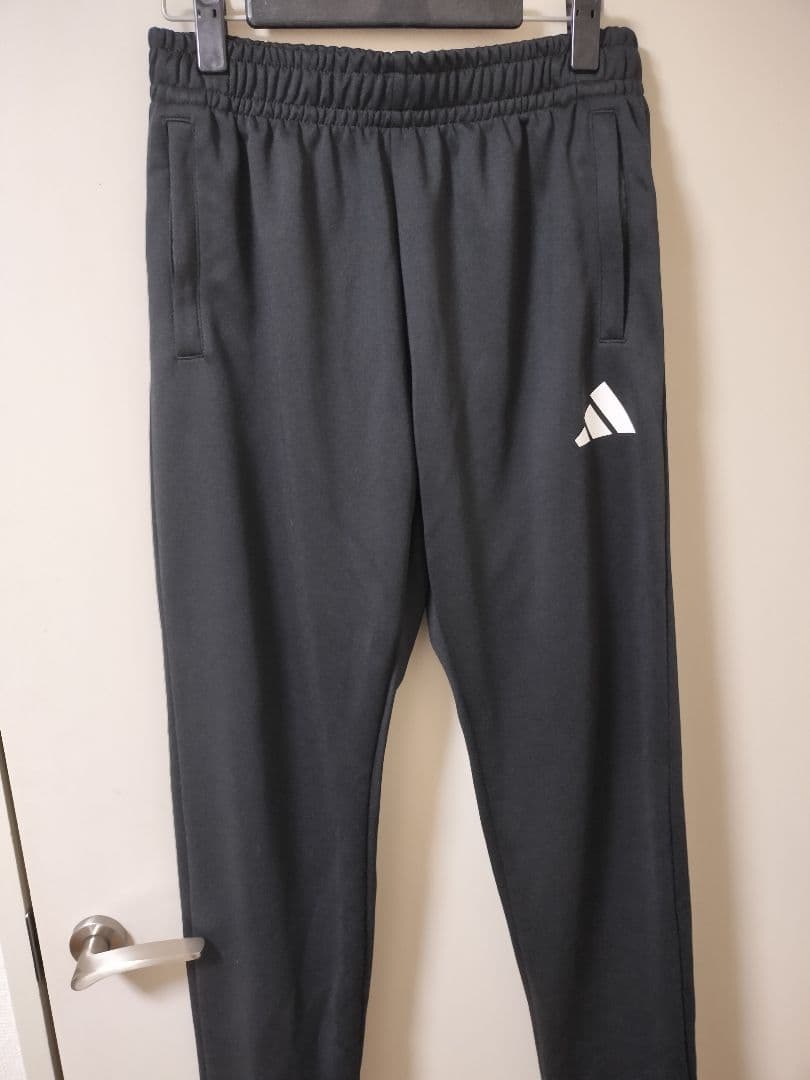 アディダス コンバット スポーツ　セットアップ　定価16280-　ブラック