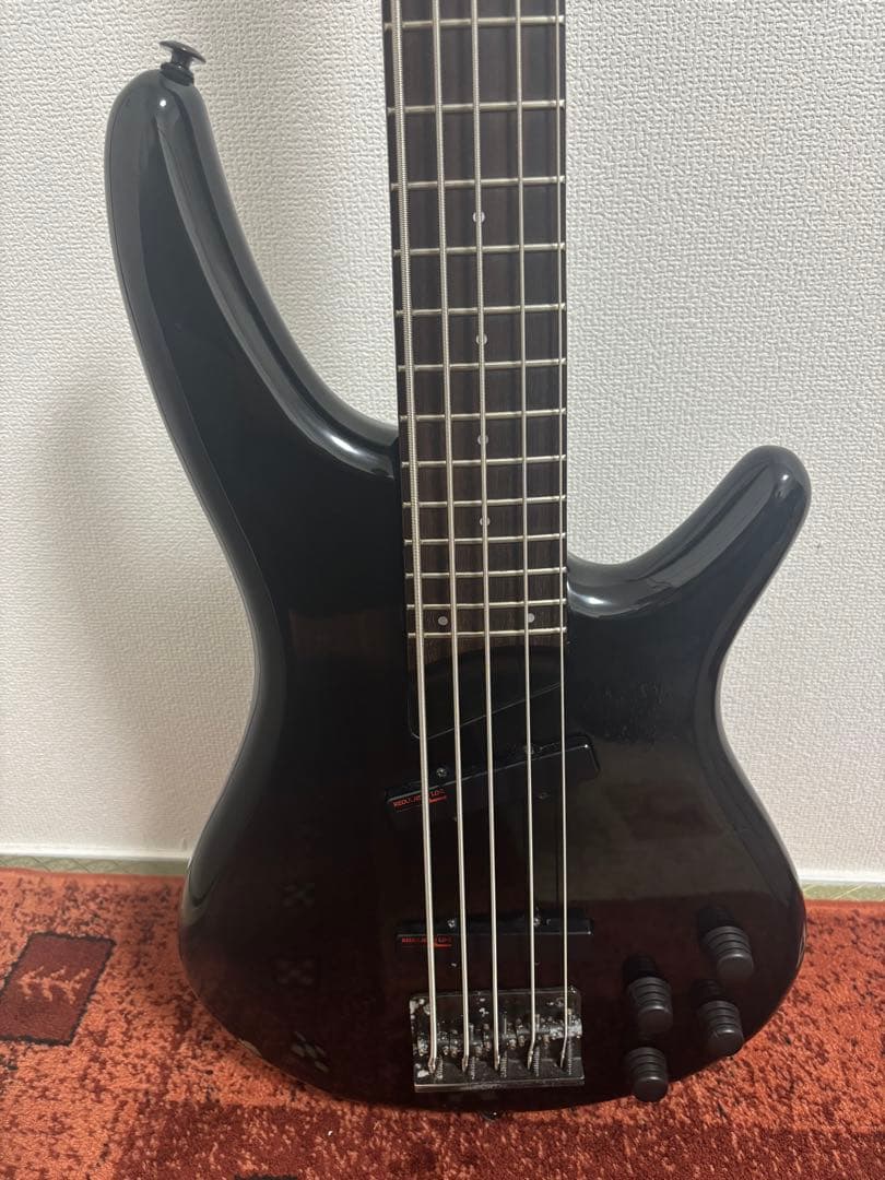 IBANEZ GSR305 5弦ベース