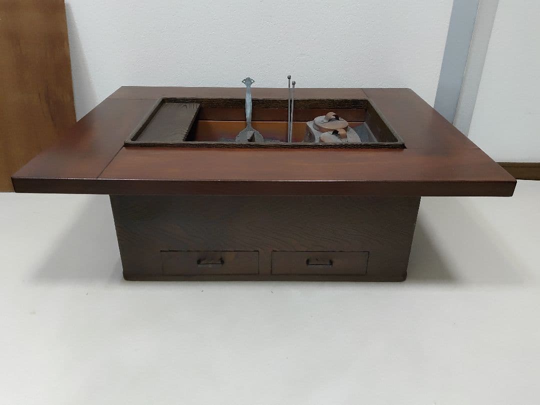 長火鉢　火鉢　囲炉裏座卓 　 ローテーブル 鉄器類は全て込みです