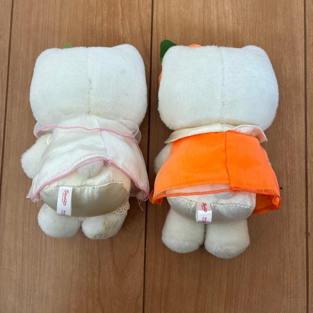 キティちゃん ぬいぐるみ 花占い