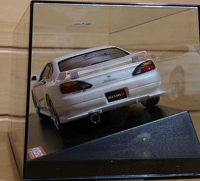 京商ミニッツレーサー　NISMO SILVIA R-tuneニスモシルビアボディ