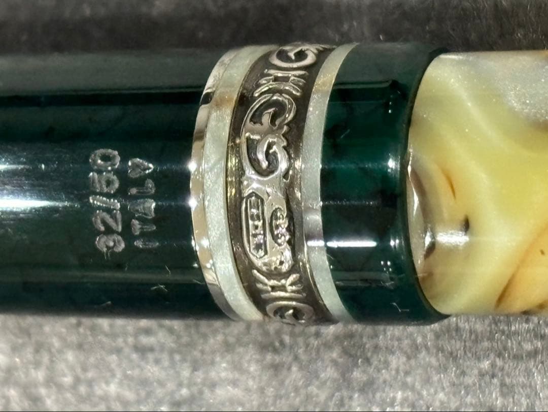 【最終値下げ！】DELTA 万年筆