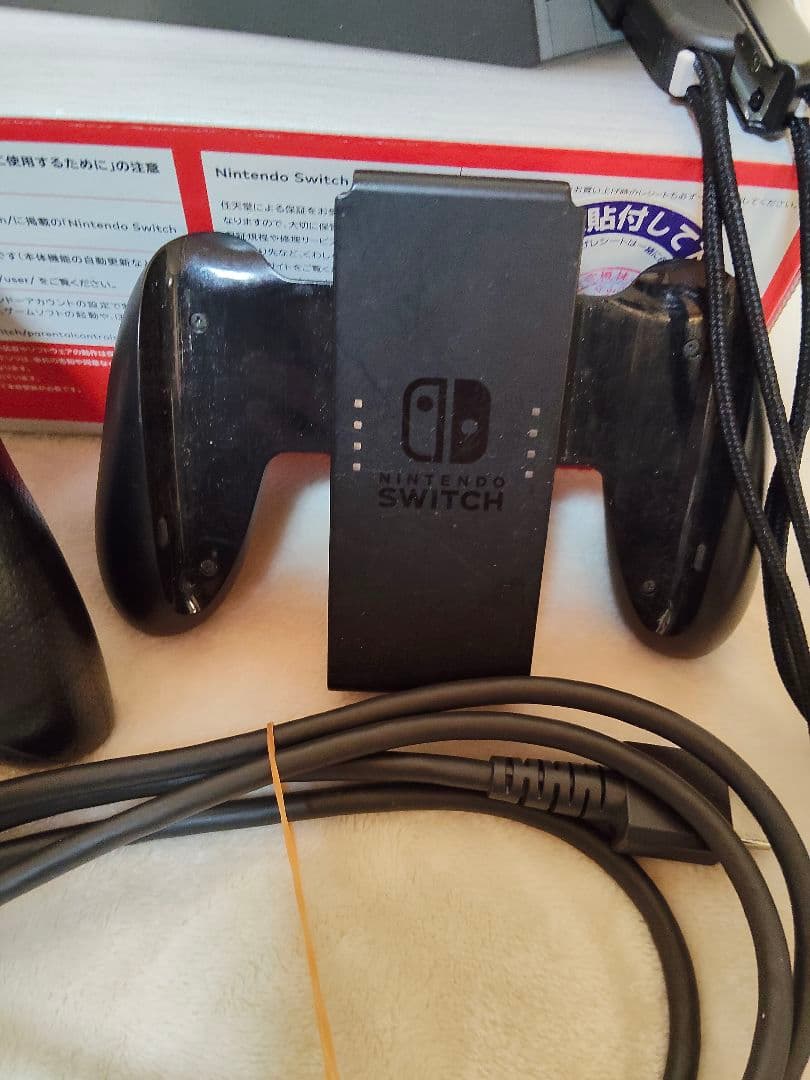 Nintendo Switch 本体 動作確認済　プロコン　ケース付き