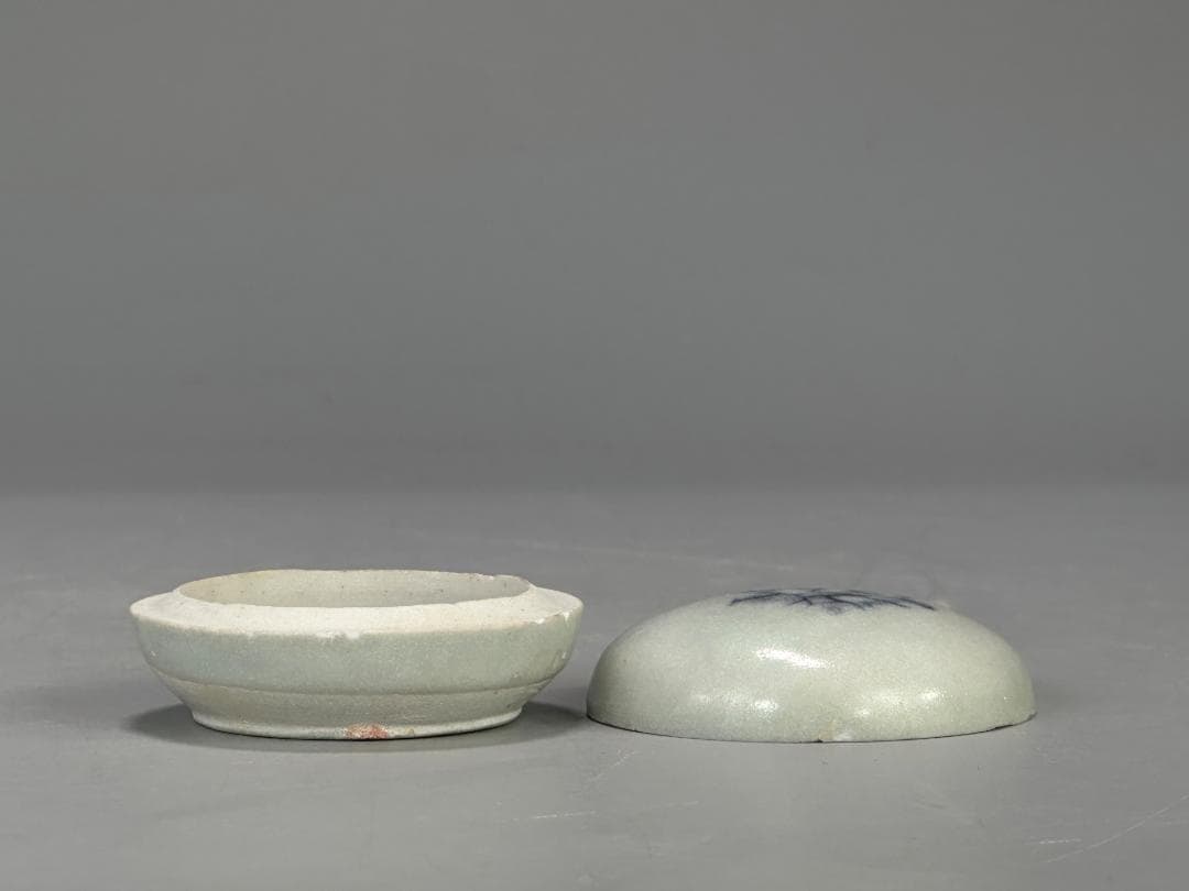 香道具　白磁　染付香合　蓋物