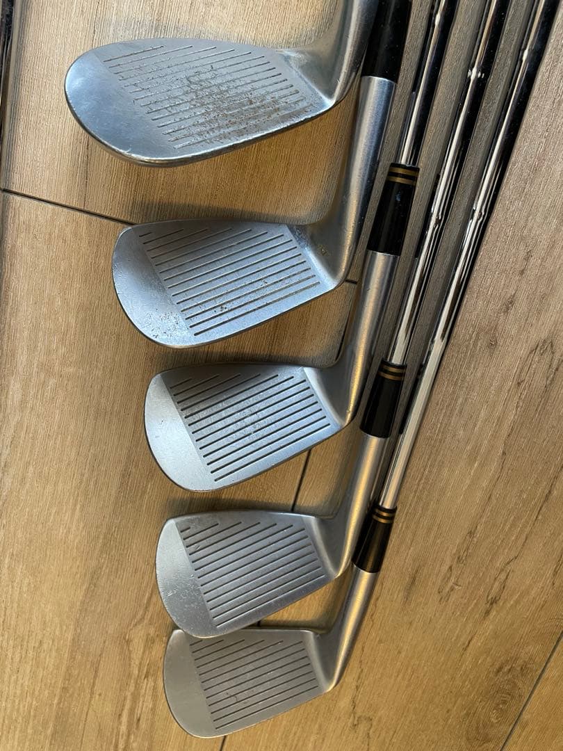 ★ケース付 JUMBO MTN3 PRO MODEL アイアン 2番〜SW10本