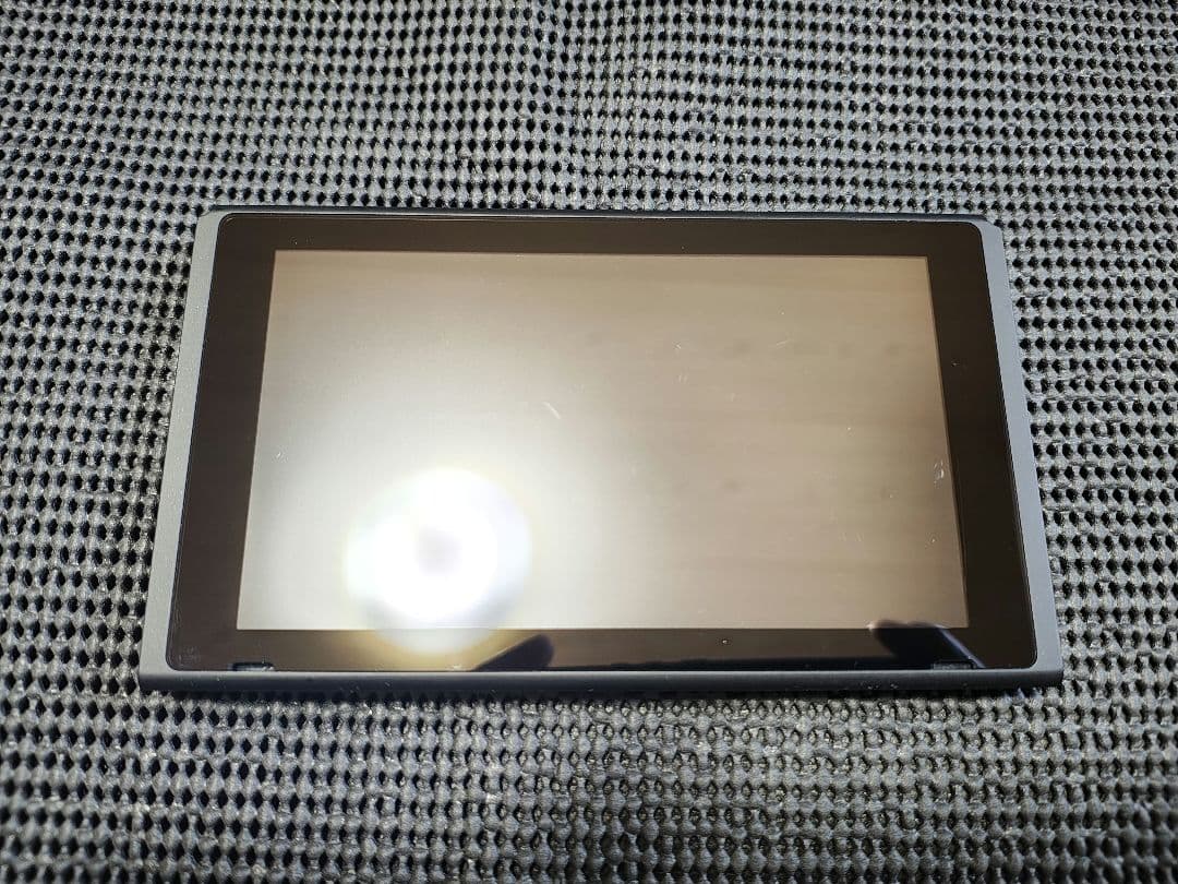 NintendoSwitch　ニンテンドースイッチ　本体　2023年製