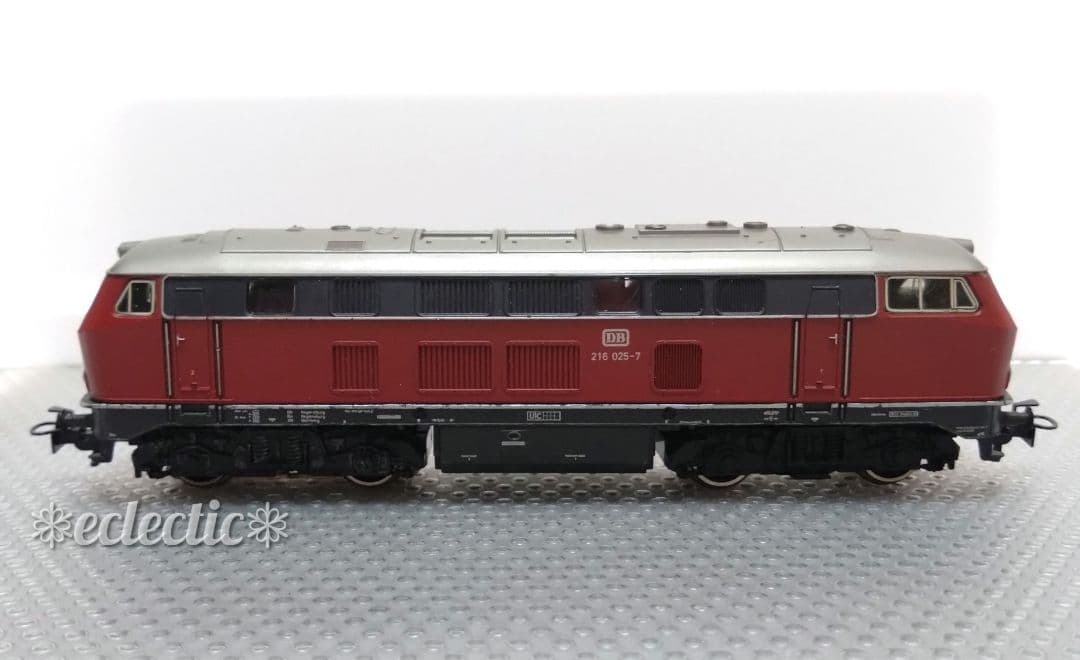 【ヴィンテージ】MARKLIN DB 216 025-7 ディーゼル機関車