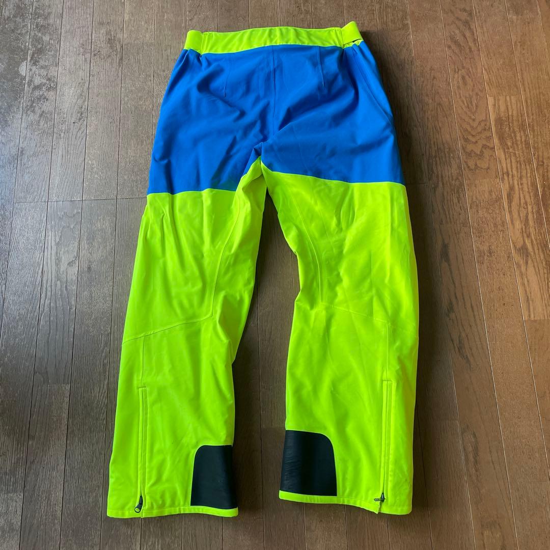 オンヨネ スキーウェア サロモンワッペン付き L