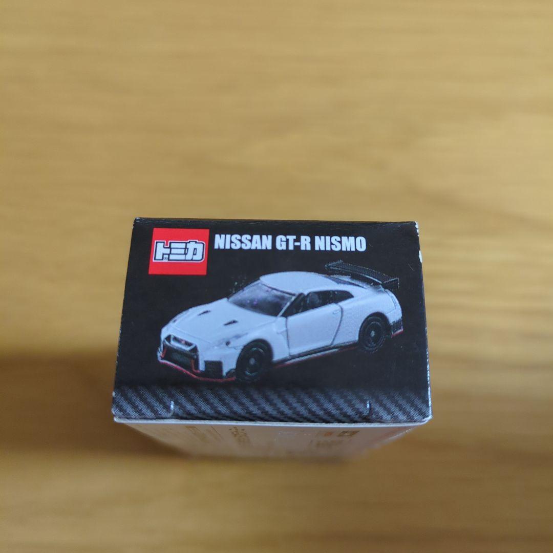 タカラトミー NISSAN GT-R NISMO 1/62