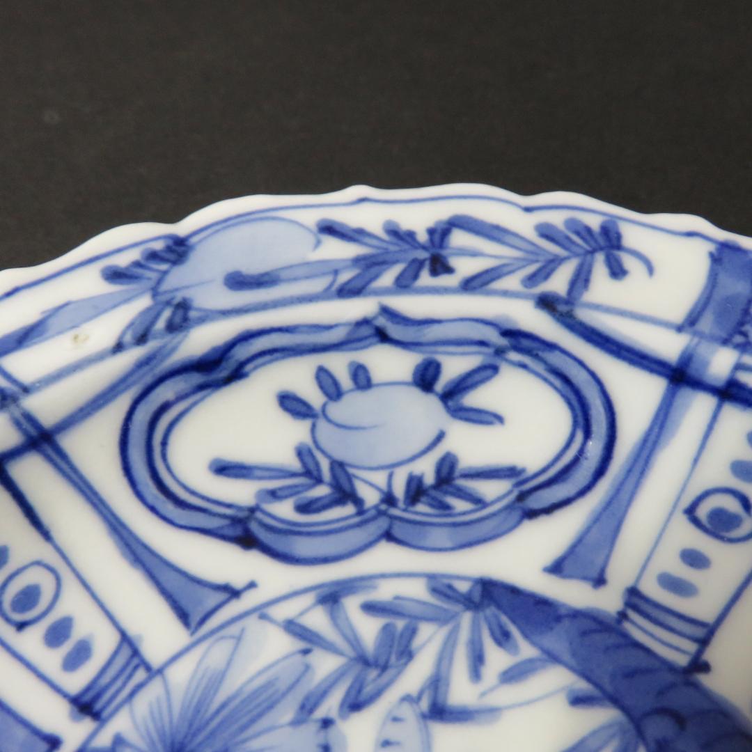 染付 小皿 皿 古伊万里 飛蝗文様 江戸 歪み 欠け 芙蓉手 A傷少な目