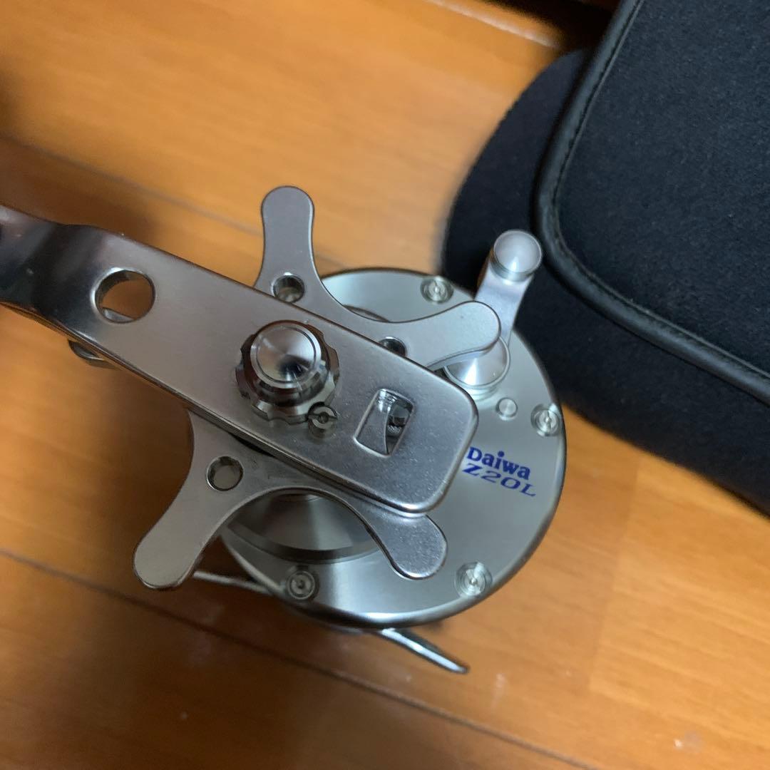 新品未使用品Daiwa Z20L SALTIGA ベイトリールお値下げ中です、、