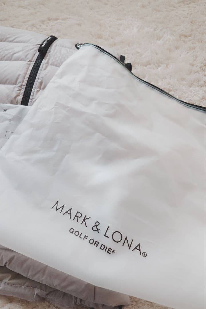 新品・マーク＆ロナ　ダウンベスト38