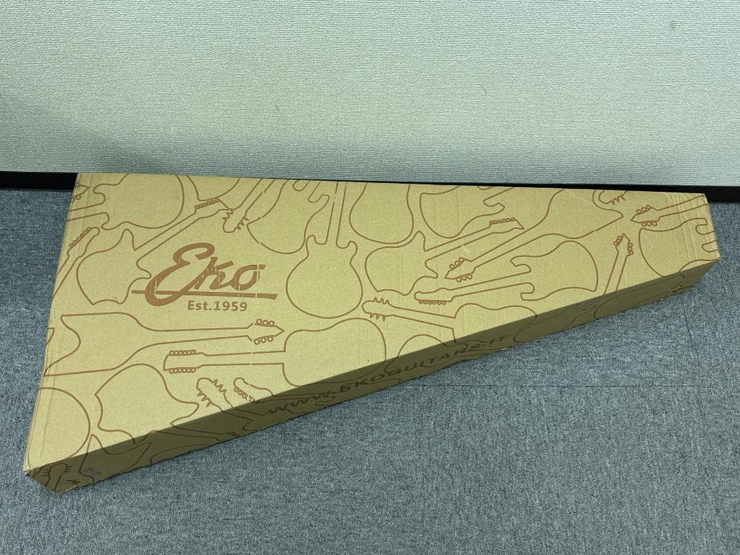 EKO Ranger VI VR Nat Top Stained EQ 未使用