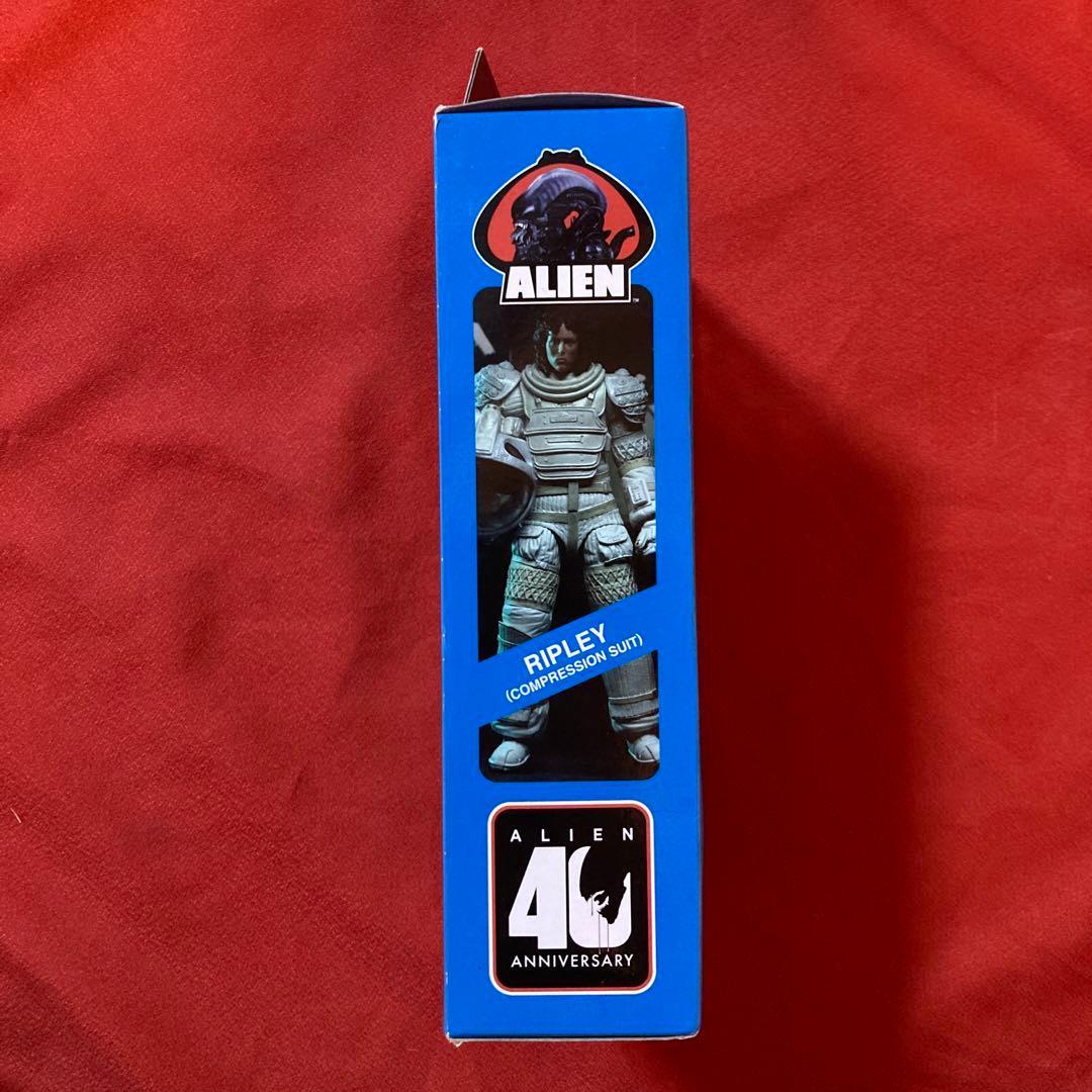 ネカ　エイリアン　リプリー　フィギュア