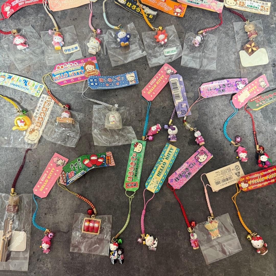 ご当地キティ 根付け ファスナーマスコット その他まとめ売り 約160点