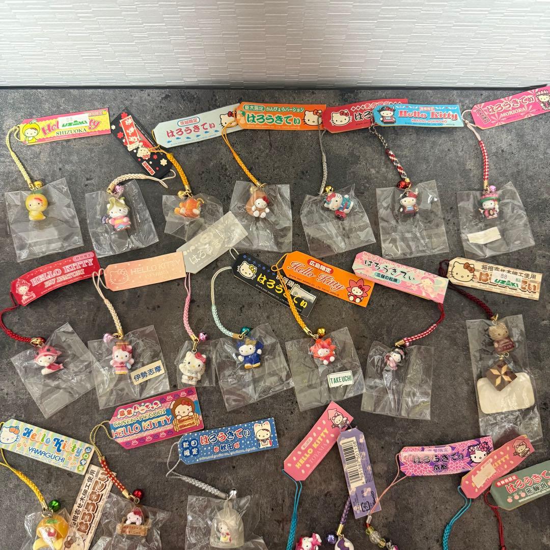 ご当地キティ 根付け ファスナーマスコット その他まとめ売り 約160点