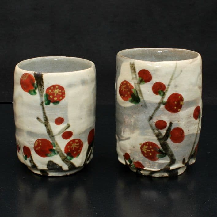 【新品未使用】【共木箱付】【説明書付】　紅白梅　虎溪山　水月窯　湯呑み　工芸品