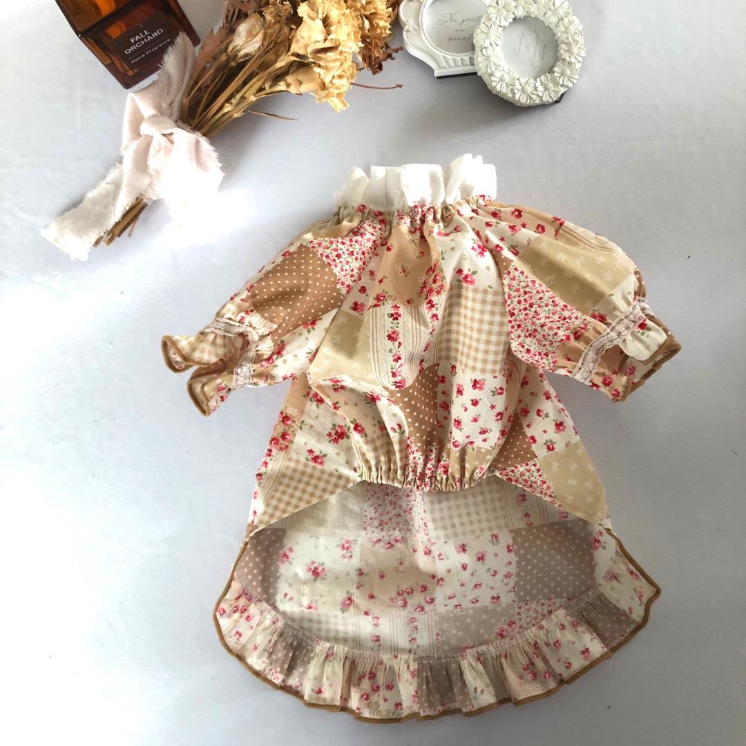 ハンドメイド　ベスト付きシャーリングワンピース　オーダー小型犬