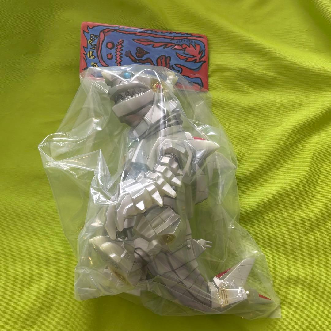 J*m様 メディコムトイ medicomtoy 抽選当選品 メカイサンダー