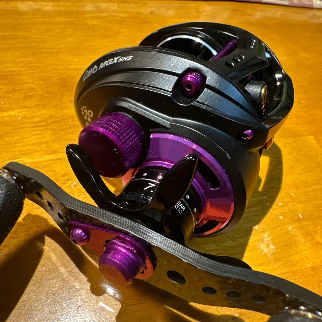 アブ　REVO MGX 右巻