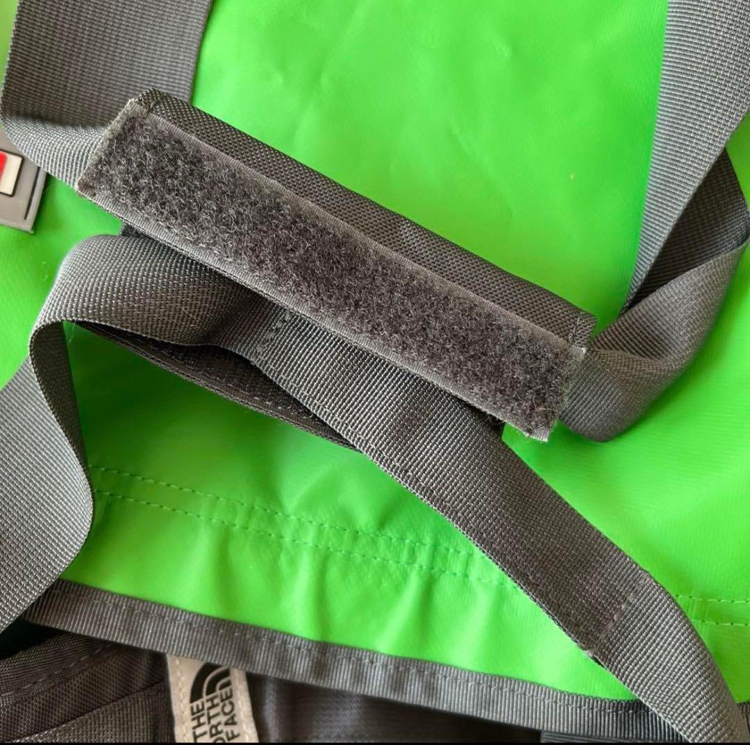 ノースフェイス　ボストンバッグ　スポーツバック　リュック　ロゴ入り　旅行　大容量