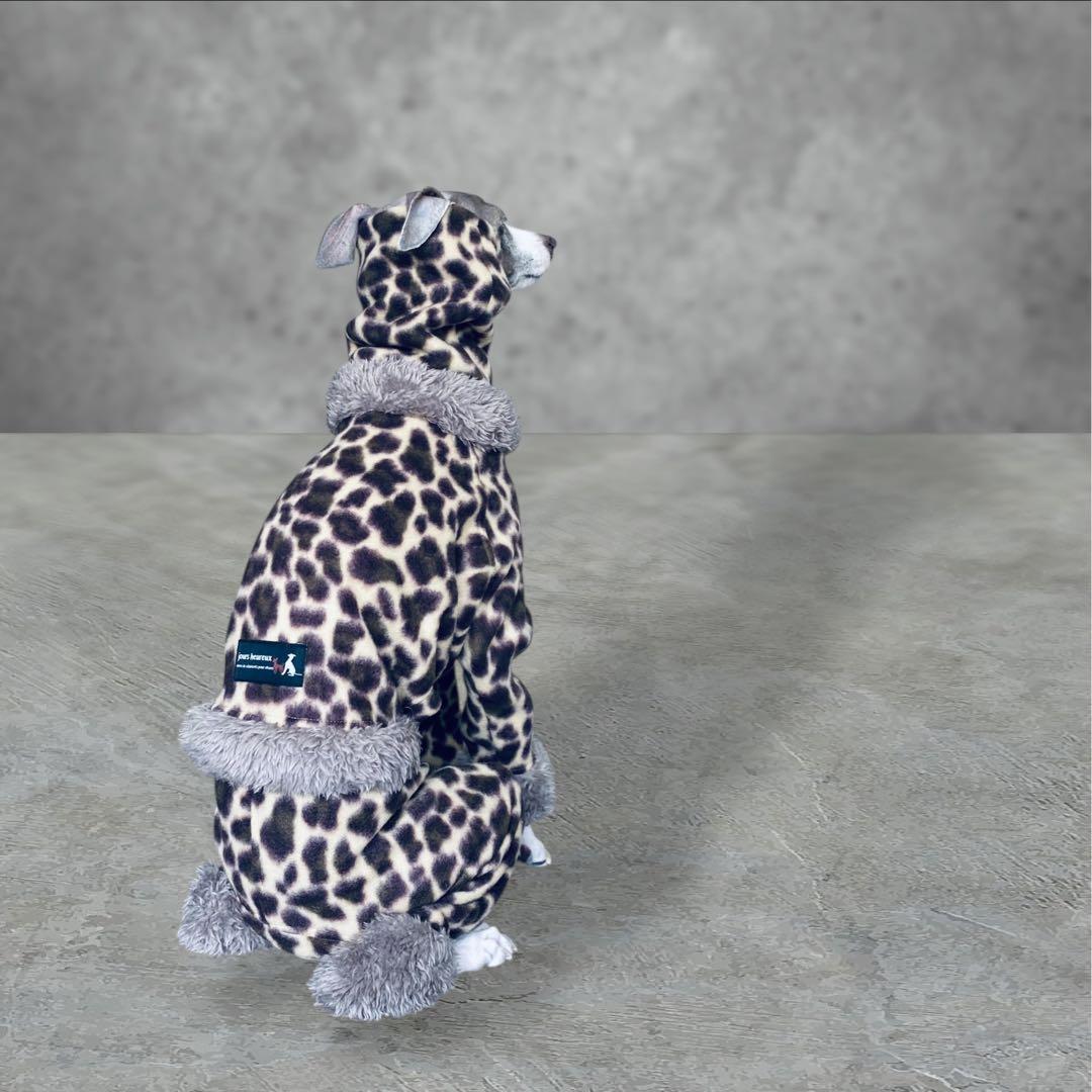 ⑳レオパードフリースロンパース