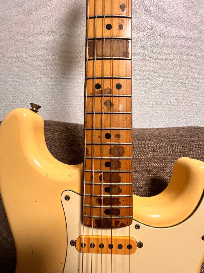 Fender Japan ST-72 フェンダージャパン ストラトキャスター