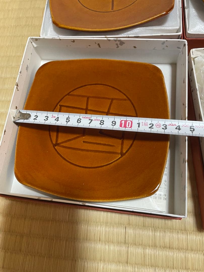 大樋長左衛門 十代 年朗 大樋年朗　干支　皿12枚揃い