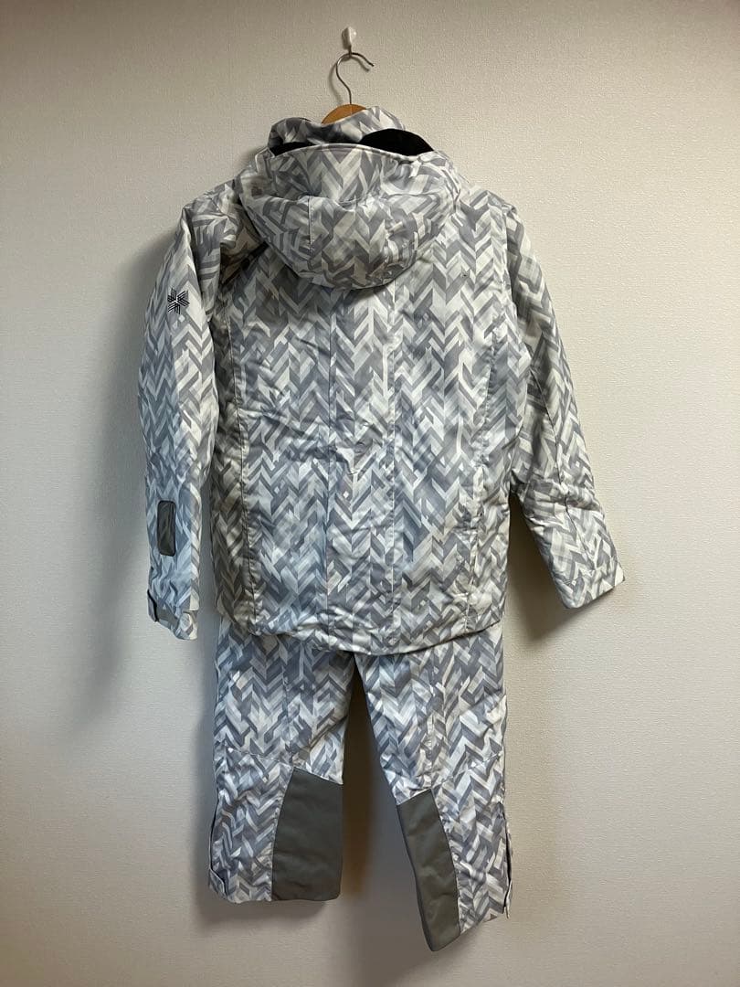 値下げ　Goldwin スキーウェア 上下セット グレー系 ヘリンボーン柄