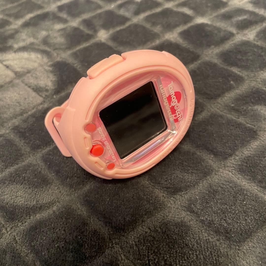 Tamagotchi Uni 　たまごっちユニ　本体　サンリオ　キャラクターズ